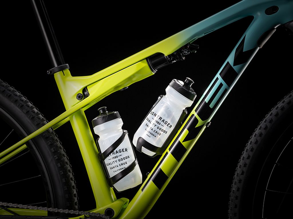 La Trek Supercaliber permite llevar dos bidones