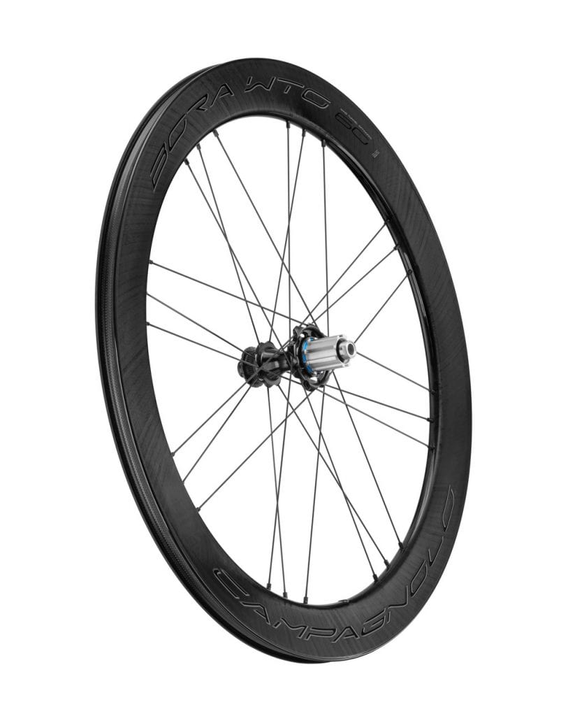 Las Campagnolo Bora 60 WTO DB son rígidas y vienen en carbono unidireccional sin pintar