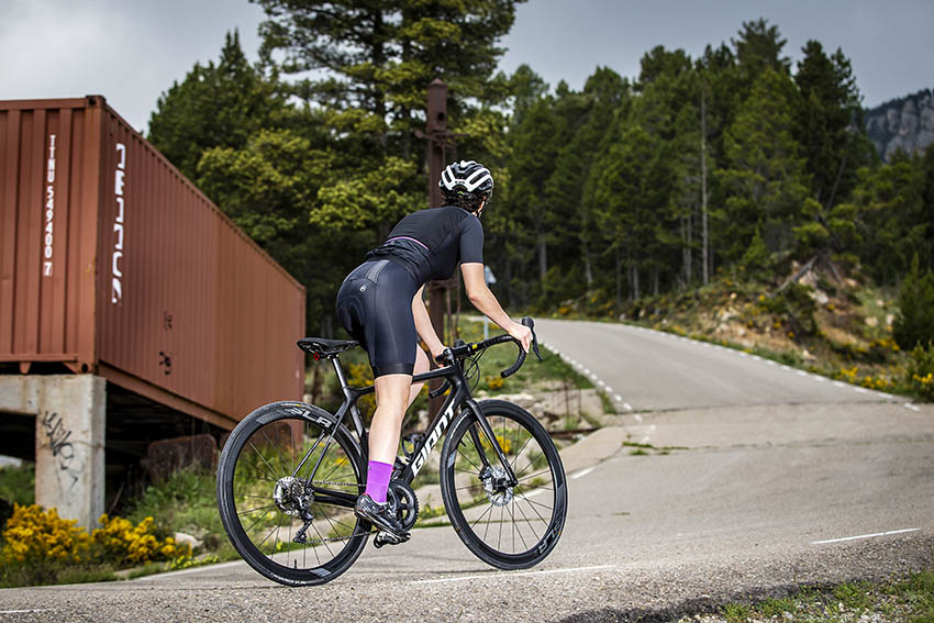 La estabilidad de culotte y badana es máxima, sin importar nuestra posición sobre la bici