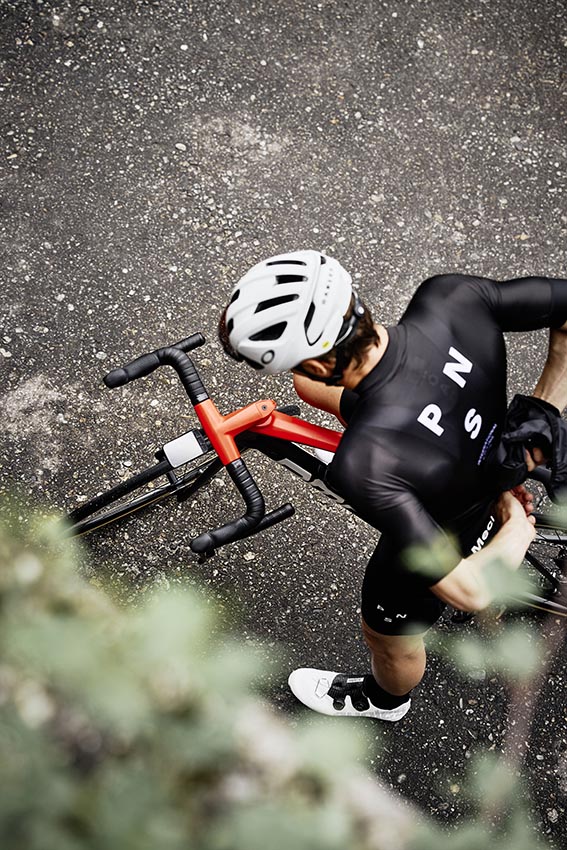 El cockpit ICS Carbon conjuga integración máxima con un peso ligero