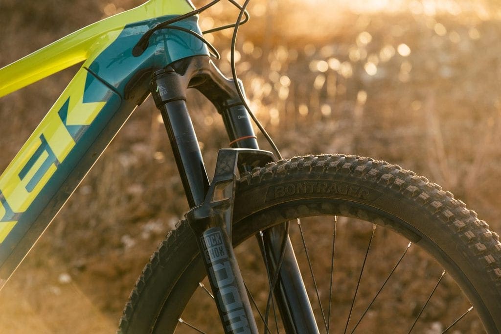 Como la ZEB, la RockShox Domain cuenta con unas barras de 38 mm de diámetro