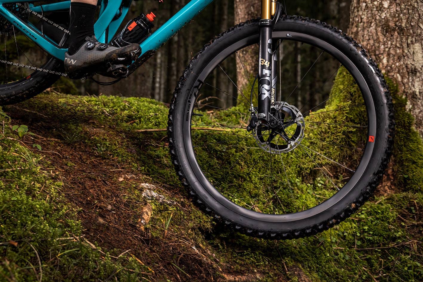 Fulcrum Red Zone Carbon