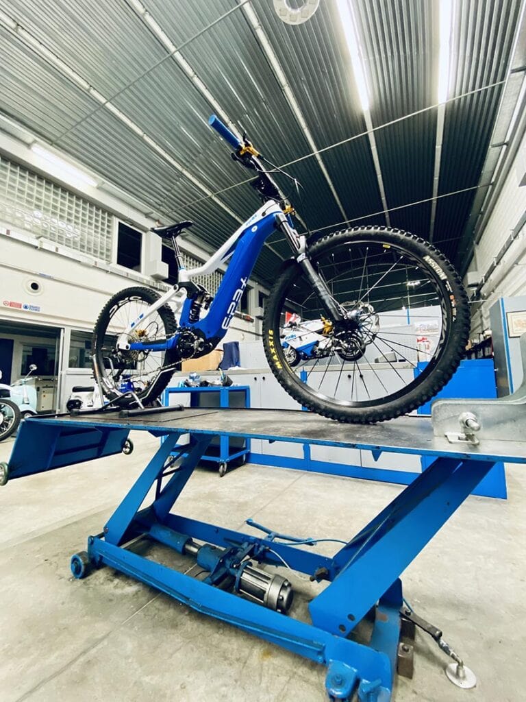 Conocimos más de cerca el motor Polini E-P3+ MX en la fábrica de la firma italiana
