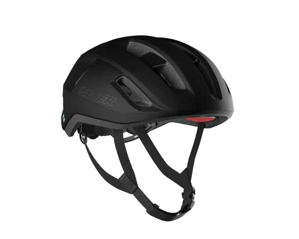 Casco de bicicleta Casco Lazer Sphere Kineticore de color negro, con múltiples aberturas de ventilación y correas ajustables, sobre fondo blanco.