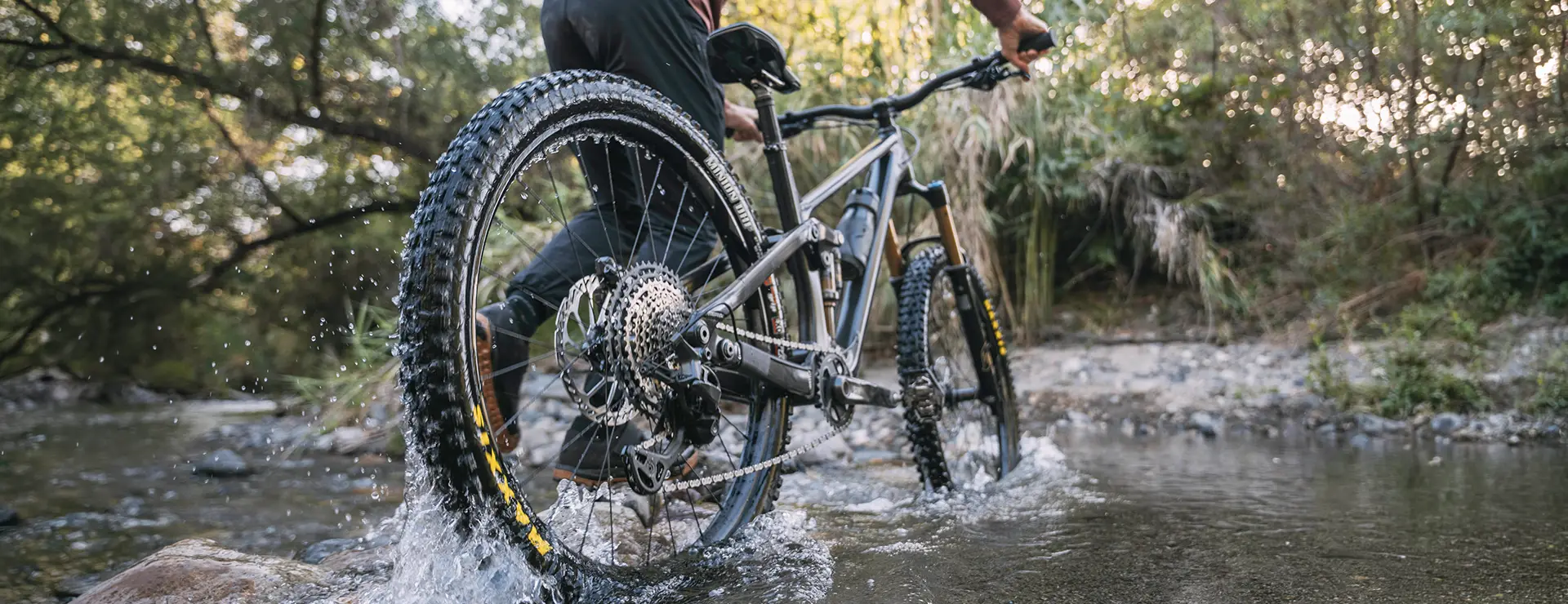 Cambio mecánico Shimano DEORE XT M8200