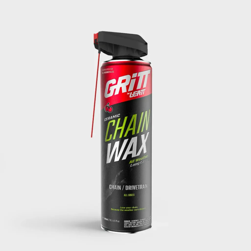 Lata de aerosol de cera cerámica para cadenas «Grit» de Leatt con una boquilla aplicadora roja.