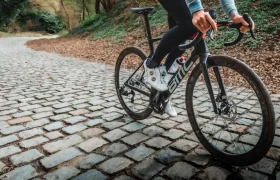 20240321_1403_Campagnolo-Superrecord-Power-meter-Greg-van-Avermaat-ICC_JKN_00628