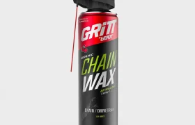 Lata de aerosol de cera cerámica para cadenas «Grit» de Leatt con una boquilla aplicadora roja.