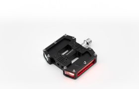 Arclight-PRO-Flat-Black-01