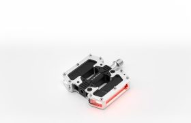 Arclight-PRO-Flat-Silver-01