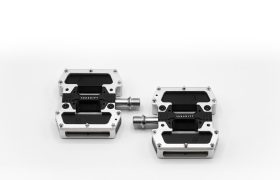 Arclight-PRO-Flat-Silver-02