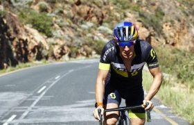 CYCLING_Vantage_V_Male-7_RGB_Expires_Oct_2021