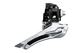 Un desviador delantero de bicicleta Shimano Tiagra R4000 con acabado plateado y negro, diseñado para un cambio suave del plato delantero de su bicicleta.
