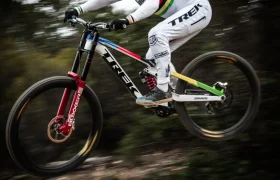 RockShox BoXXer 2024