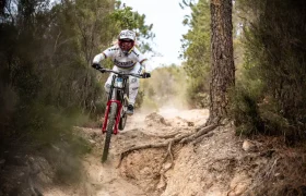 RockShox-BoXXer-Vali-Holl-France-Ross-Bell-Photo-86