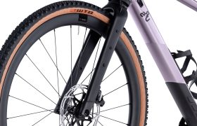 URS 01 LT ONE prp urs blk detail-16