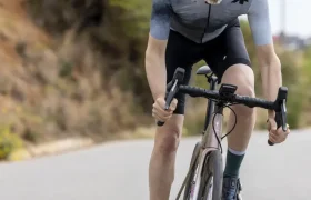 Probamos el Maillot ASSOS EQUIPE RS S9 Lunar y culotte ASSOS Equipe RS S9