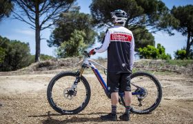 equipacion-mondraker-troylee-03