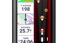 Un dispositivo GPS para ciclismo Garmin Varia RearVue 820 que muestra en su pantalla la frecuencia cardiaca, la potencia media, el mapa, la distancia, el temporizador y alertas en tiempo real de peligros en la carretera.