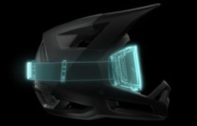 Casco Lazer Cage KinetiCore sujeción de gafas