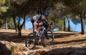 Probamos la Rapha Explorer Bar Bag