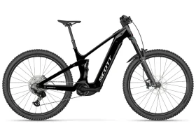 Bicicleta de montaña eléctrica SCOTT Strike 2027 en color negro, con suspensión total, frenos de disco, neumáticos de banda de rodadura gruesa y un motor central Bosch CX para mayor comodidad, fotografiada de perfil sobre un fondo blanco.